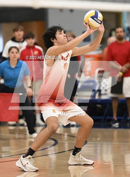 Thumbnail 2 in Wiseburn- Da Vinci vs. Paraclete (CIF-SS D5 Final) photogallery.