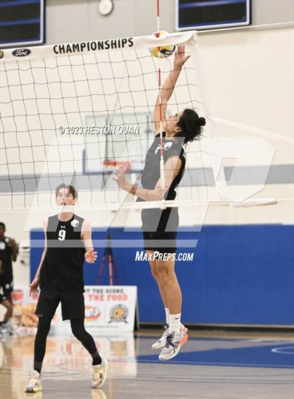 Thumbnail 1 in Wiseburn- Da Vinci vs. Paraclete (CIF-SS D5 Final) photogallery.