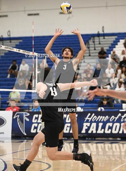 Thumbnail 2 in Wiseburn- Da Vinci vs. Paraclete (CIF-SS D5 Final) photogallery.