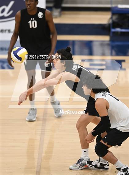 Thumbnail 1 in Wiseburn- Da Vinci vs. Paraclete (CIF-SS D5 Final) photogallery.