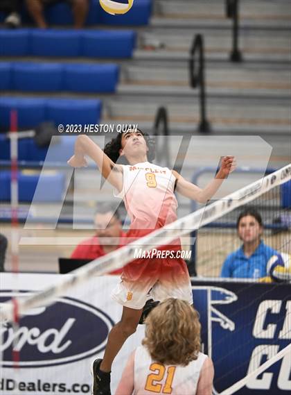 Thumbnail 2 in Wiseburn- Da Vinci vs. Paraclete (CIF-SS D5 Final) photogallery.