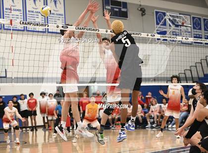 Thumbnail 3 in Wiseburn- Da Vinci vs. Paraclete (CIF-SS D5 Final) photogallery.