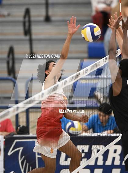 Thumbnail 1 in Wiseburn- Da Vinci vs. Paraclete (CIF-SS D5 Final) photogallery.