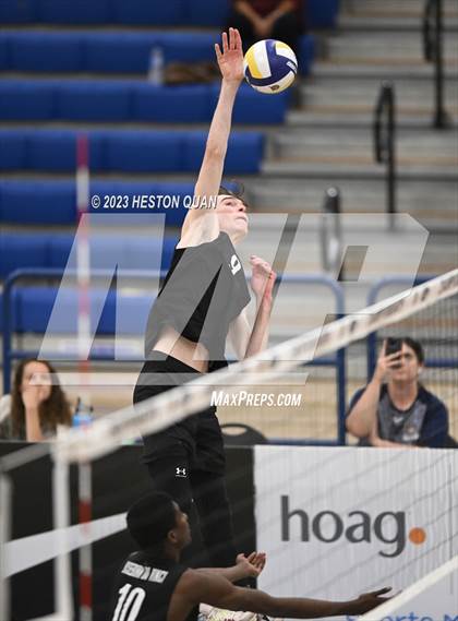 Thumbnail 3 in Wiseburn- Da Vinci vs. Paraclete (CIF-SS D5 Final) photogallery.
