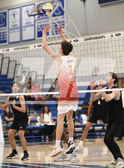 Thumbnail 3 in Wiseburn- Da Vinci vs. Paraclete (CIF-SS D5 Final) photogallery.