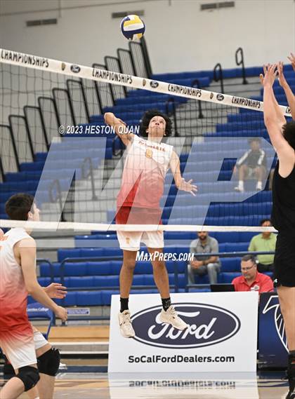 Thumbnail 1 in Wiseburn- Da Vinci vs. Paraclete (CIF-SS D5 Final) photogallery.