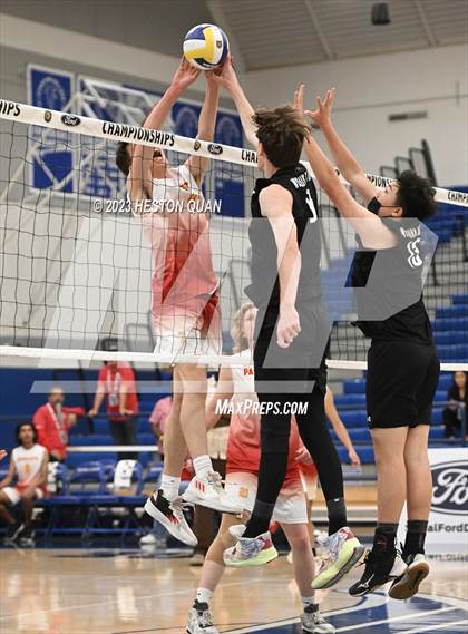 Thumbnail 2 in Wiseburn- Da Vinci vs. Paraclete (CIF-SS D5 Final) photogallery.