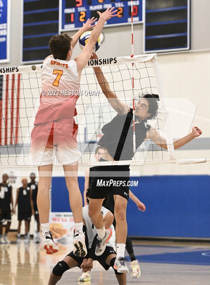 Thumbnail 3 in Wiseburn- Da Vinci vs. Paraclete (CIF-SS D5 Final) photogallery.