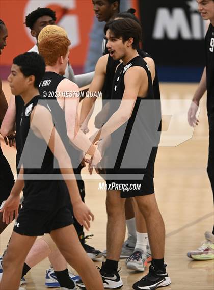 Thumbnail 2 in Wiseburn- Da Vinci vs. Paraclete (CIF-SS D5 Final) photogallery.