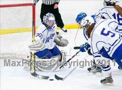 Thumbnail 2 in Red Wing vs Silver Bay (Schwan Cup) photogallery.
