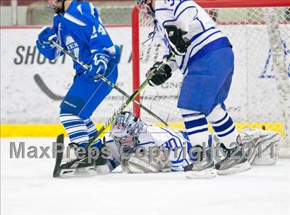 Thumbnail 1 in Red Wing vs Silver Bay (Schwan Cup) photogallery.