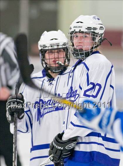 Thumbnail 1 in Red Wing vs Silver Bay (Schwan Cup) photogallery.