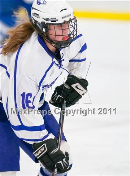 Thumbnail 3 in Red Wing vs Silver Bay (Schwan Cup) photogallery.