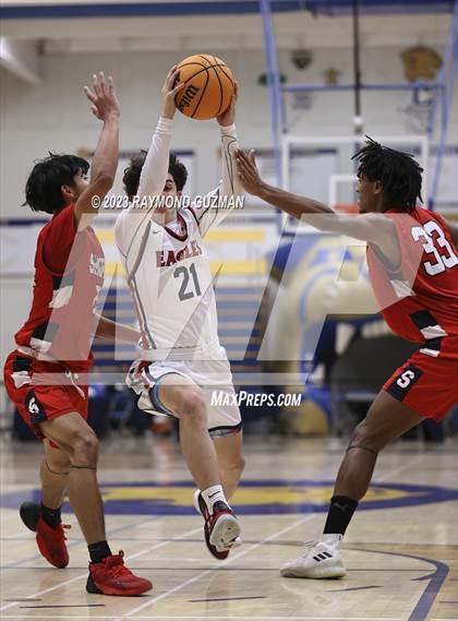 Thumbnail 3 in Sanger vs. Pleasant Grove photogallery.