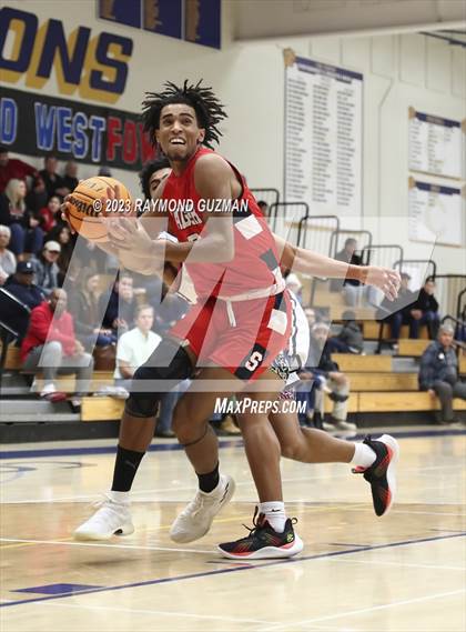 Thumbnail 2 in Sanger vs. Pleasant Grove photogallery.