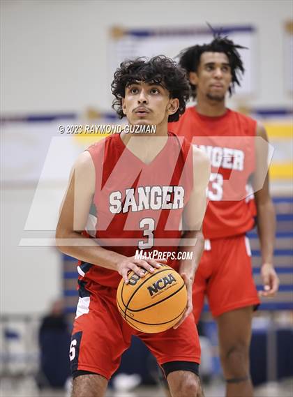Thumbnail 3 in Sanger vs. Pleasant Grove photogallery.