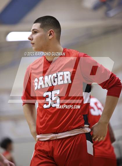 Thumbnail 2 in Sanger vs. Pleasant Grove photogallery.