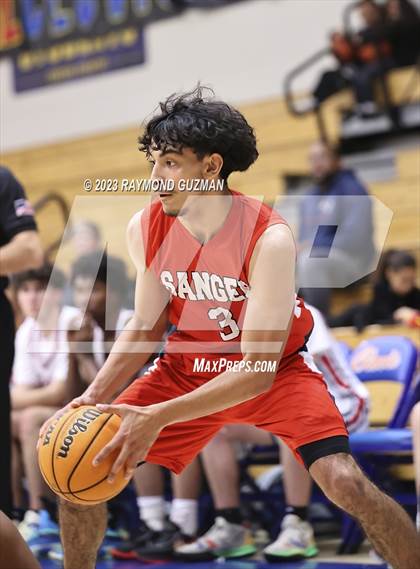 Thumbnail 3 in Sanger vs. Pleasant Grove photogallery.