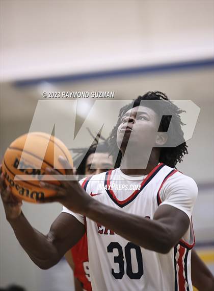 Thumbnail 2 in Sanger vs. Pleasant Grove photogallery.