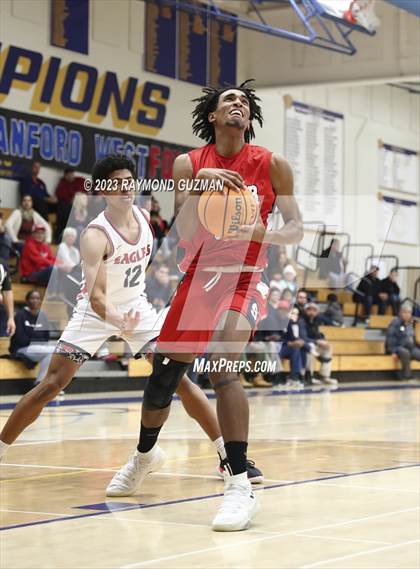 Thumbnail 3 in Sanger vs. Pleasant Grove photogallery.