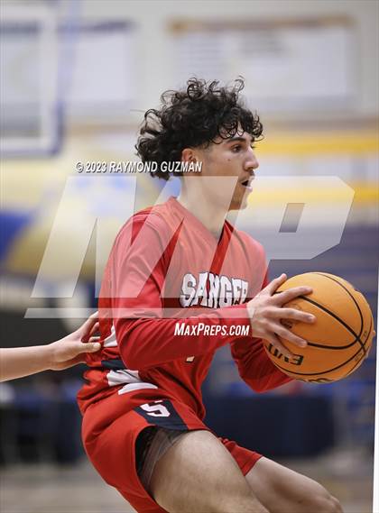 Thumbnail 3 in Sanger vs. Pleasant Grove photogallery.
