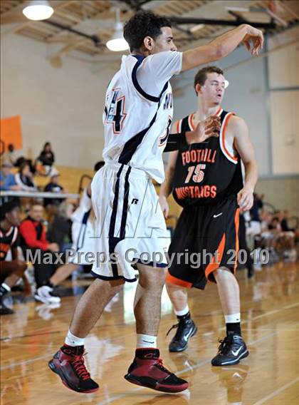 Thumbnail 1 in Foothill vs. Cosumnes Oaks photogallery.