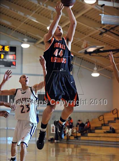 Thumbnail 3 in Foothill vs. Cosumnes Oaks photogallery.