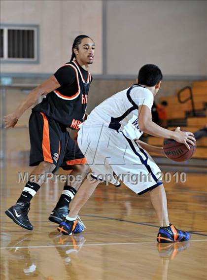 Thumbnail 1 in Foothill vs. Cosumnes Oaks photogallery.