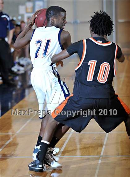 Thumbnail 1 in Foothill vs. Cosumnes Oaks photogallery.