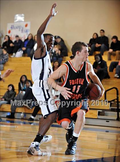 Thumbnail 2 in Foothill vs. Cosumnes Oaks photogallery.