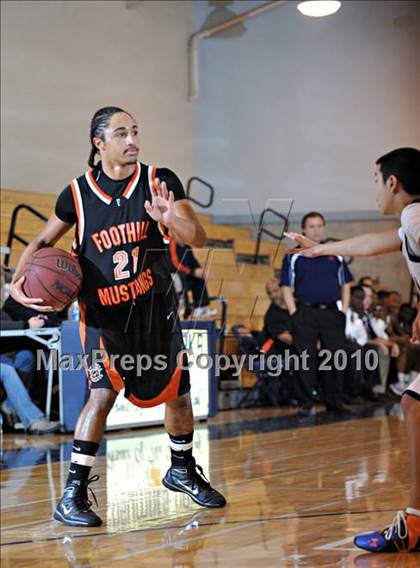 Thumbnail 2 in Foothill vs. Cosumnes Oaks photogallery.