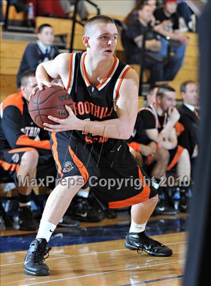 Thumbnail 1 in Foothill vs. Cosumnes Oaks photogallery.
