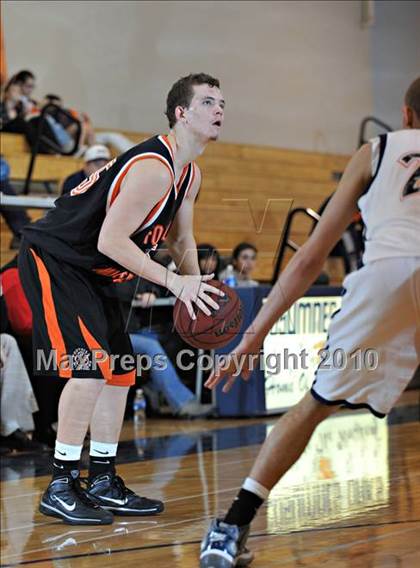 Thumbnail 1 in Foothill vs. Cosumnes Oaks photogallery.