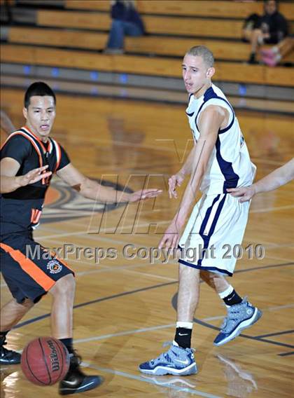 Thumbnail 1 in Foothill vs. Cosumnes Oaks photogallery.
