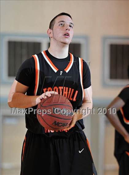 Thumbnail 2 in Foothill vs. Cosumnes Oaks photogallery.