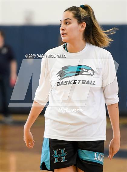 Thumbnail 1 in Casteel vs. Highland (NIKE Tournament of Champions) photogallery.