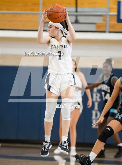 Thumbnail 2 in Casteel vs. Highland (NIKE Tournament of Champions) photogallery.