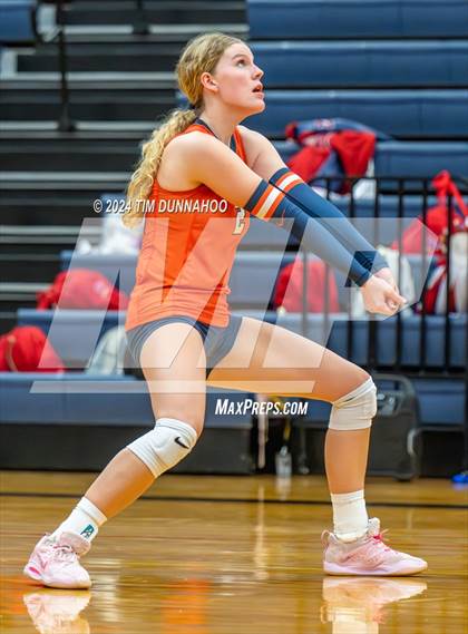 Thumbnail 2 in Hays @ Glenn photogallery.