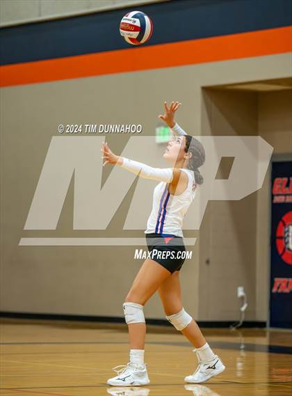 Thumbnail 2 in Hays @ Glenn photogallery.