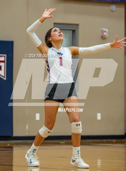 Thumbnail 1 in Hays @ Glenn photogallery.