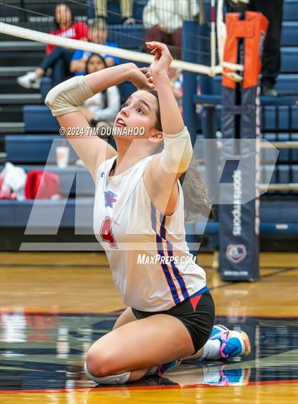 Thumbnail 2 in Hays @ Glenn photogallery.