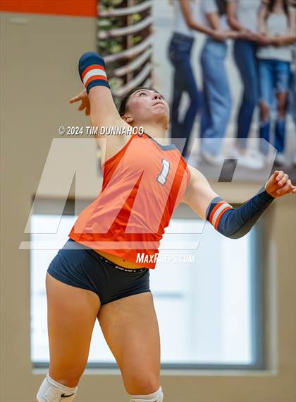 Thumbnail 2 in Hays @ Glenn photogallery.