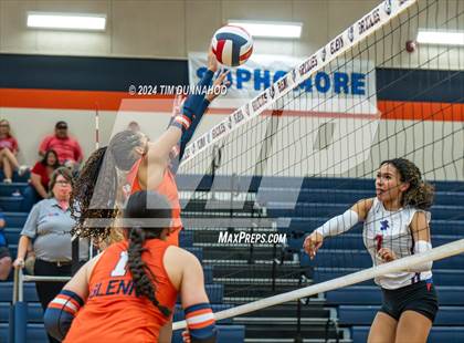 Thumbnail 3 in Hays @ Glenn photogallery.