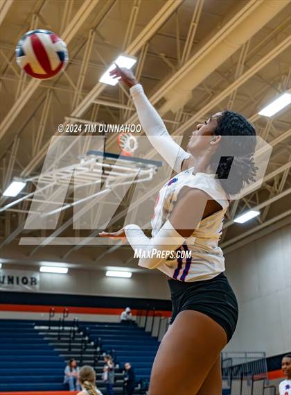 Thumbnail 1 in Hays @ Glenn photogallery.