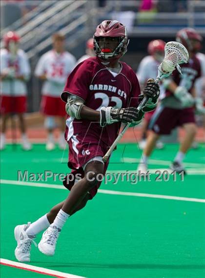 Thumbnail 2 in Garden City vs. Jamesville-DeWitt (NYSPHSAA Class B Final) photogallery.
