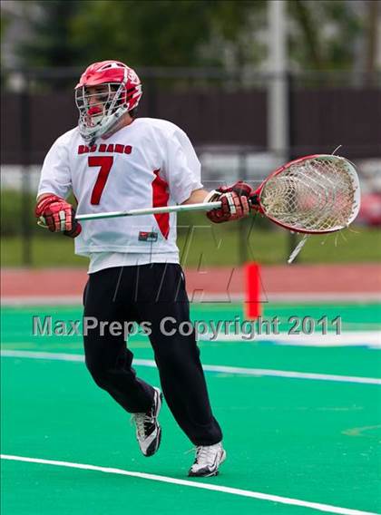 Thumbnail 3 in Garden City vs. Jamesville-DeWitt (NYSPHSAA Class B Final) photogallery.