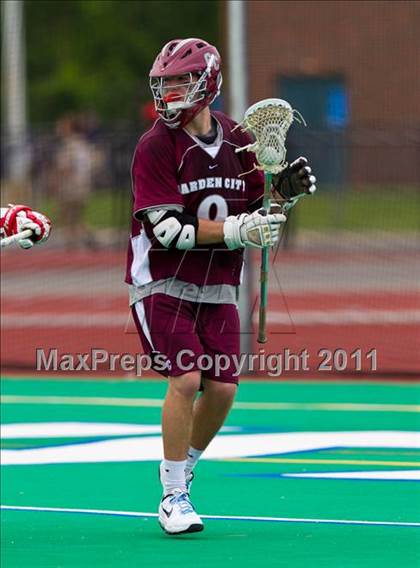 Thumbnail 1 in Garden City vs. Jamesville-DeWitt (NYSPHSAA Class B Final) photogallery.