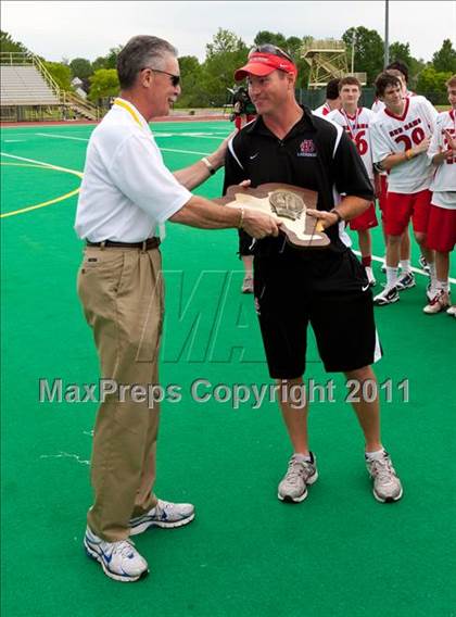 Thumbnail 2 in Garden City vs. Jamesville-DeWitt (NYSPHSAA Class B Final) photogallery.