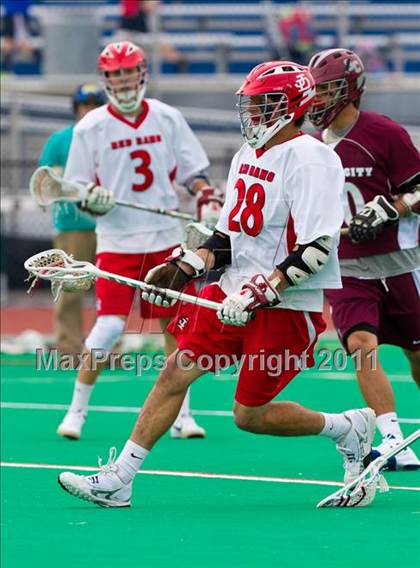 Thumbnail 1 in Garden City vs. Jamesville-DeWitt (NYSPHSAA Class B Final) photogallery.