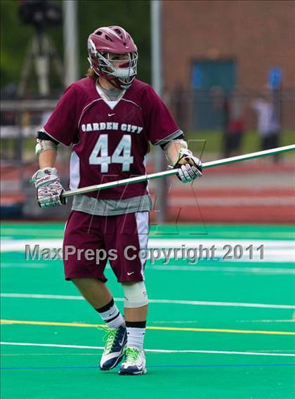 Thumbnail 1 in Garden City vs. Jamesville-DeWitt (NYSPHSAA Class B Final) photogallery.